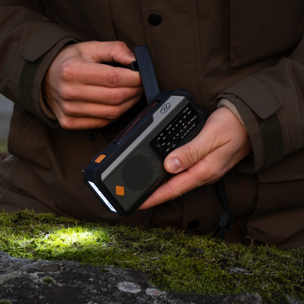 MA-102_LED_2 Συσκευή Ανάγκης 4-σε-1 Emergency Survival Hub - Highlander - Image 4