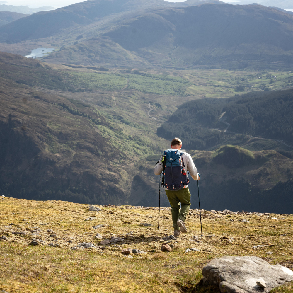 ben-nevis, gory, szkocja Σακίδιο Πλάτης – Vulkan Mountain Rucksack 45L - Μπλε – Highlander - Image 4